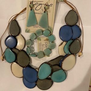 NWT Tagua by Soraya Cedeno Blue Gray Cream Necklace Bracelet Earrings